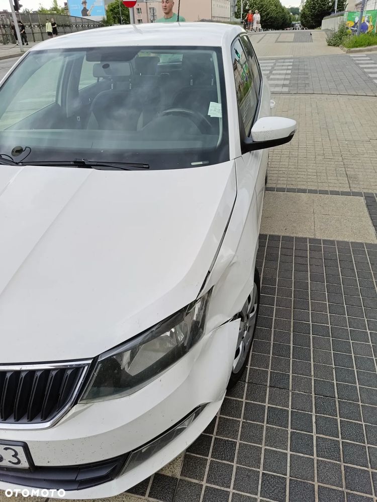 Skoda Fabia 1.2 TSI Ambition - 4