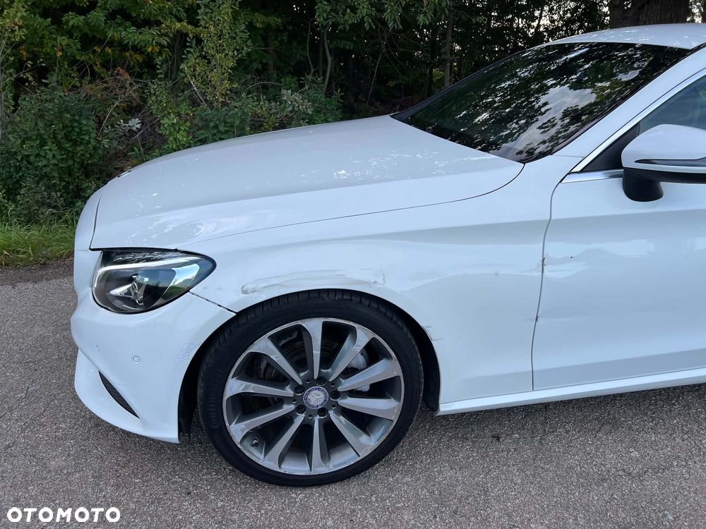 Mercedes-Benz Klasa C 180 Edition - 24