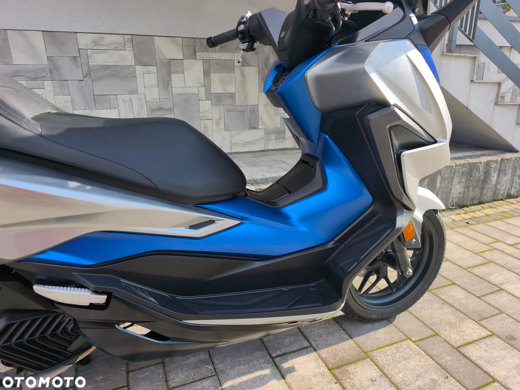 Honda NSS - 19