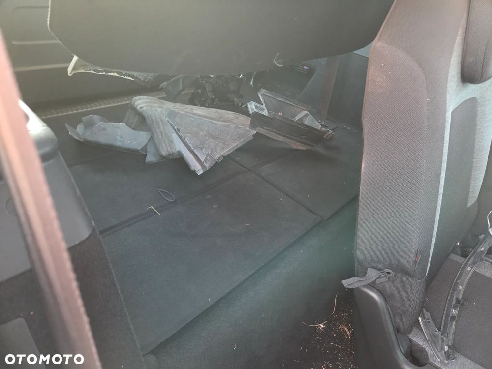 Citroën C4 Grand Picasso BlueHDi 120 SELECTION - 18