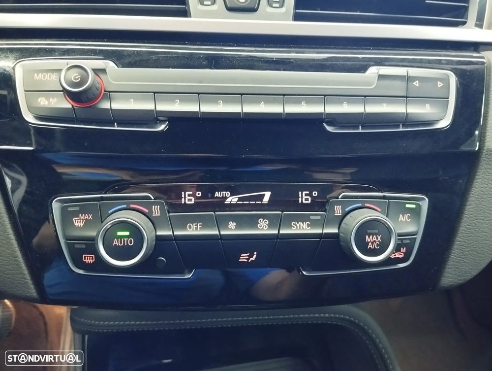 BMW X1 16 d sDrive Auto xLine — fotografia 35