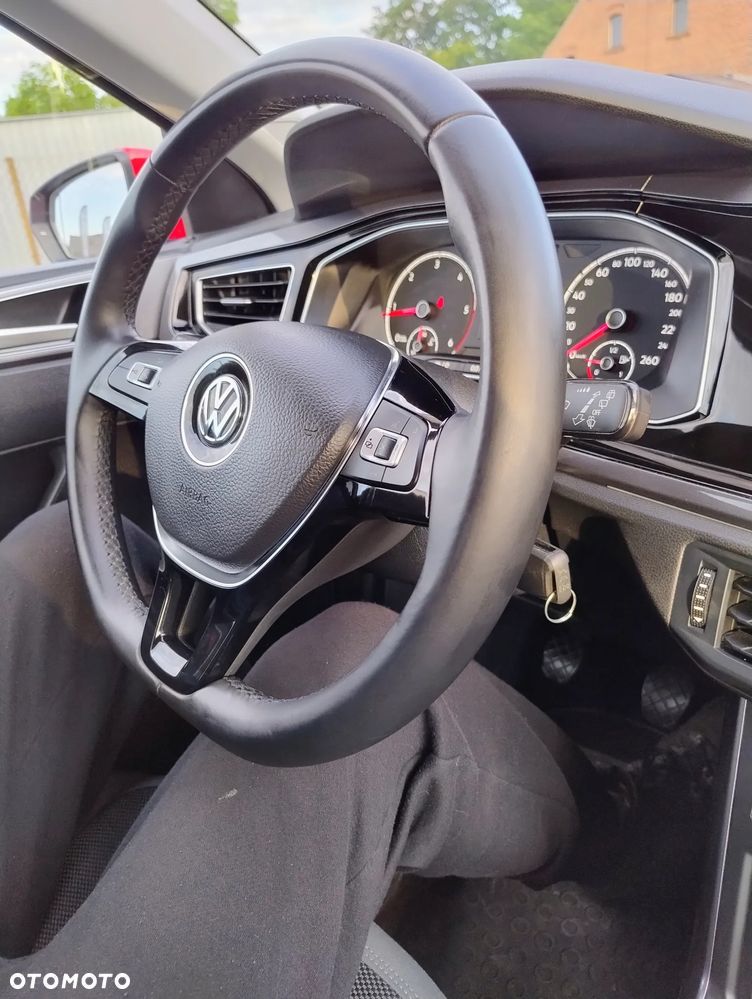 Volkswagen Polo 1.6 TDI SCR Highline - 15