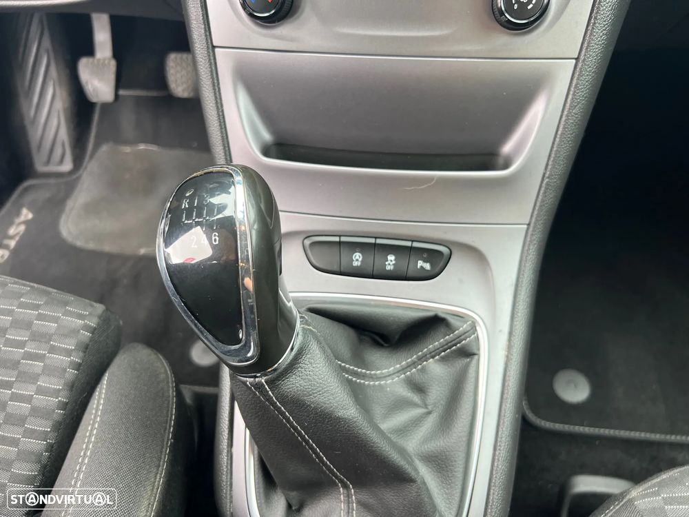 Opel Astra 1.6 CDTI Cosmo S/S J18 - 14