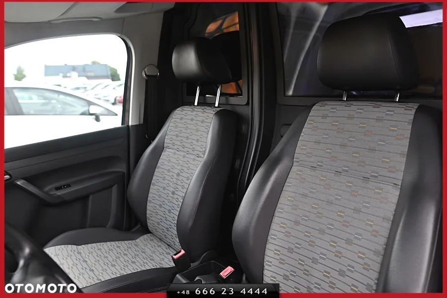 Volkswagen Caddy Comfortline - 14
