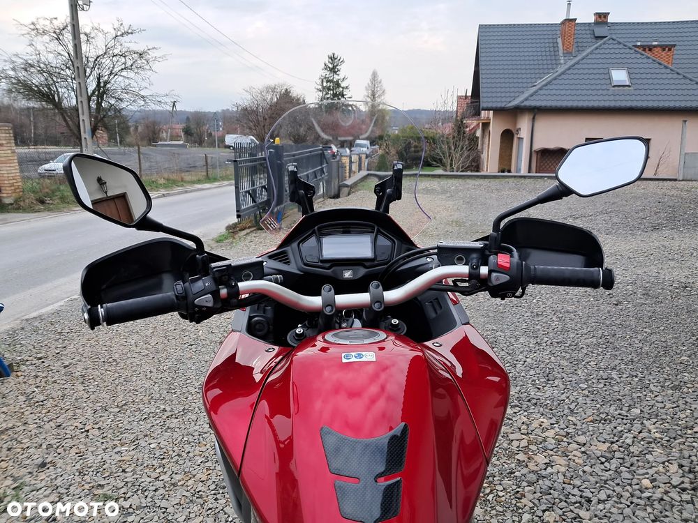 Honda VFR - 7