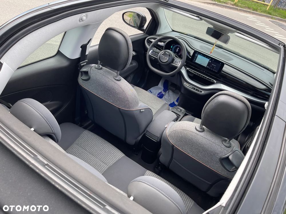 Fiat 500e La Prima - 23