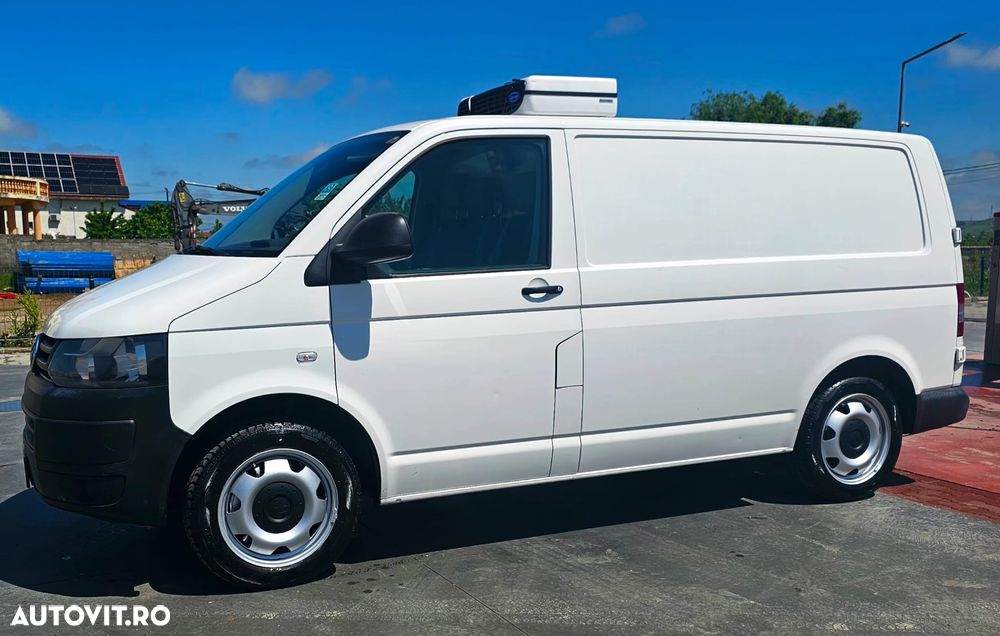 Volkswagen Transporter - 4