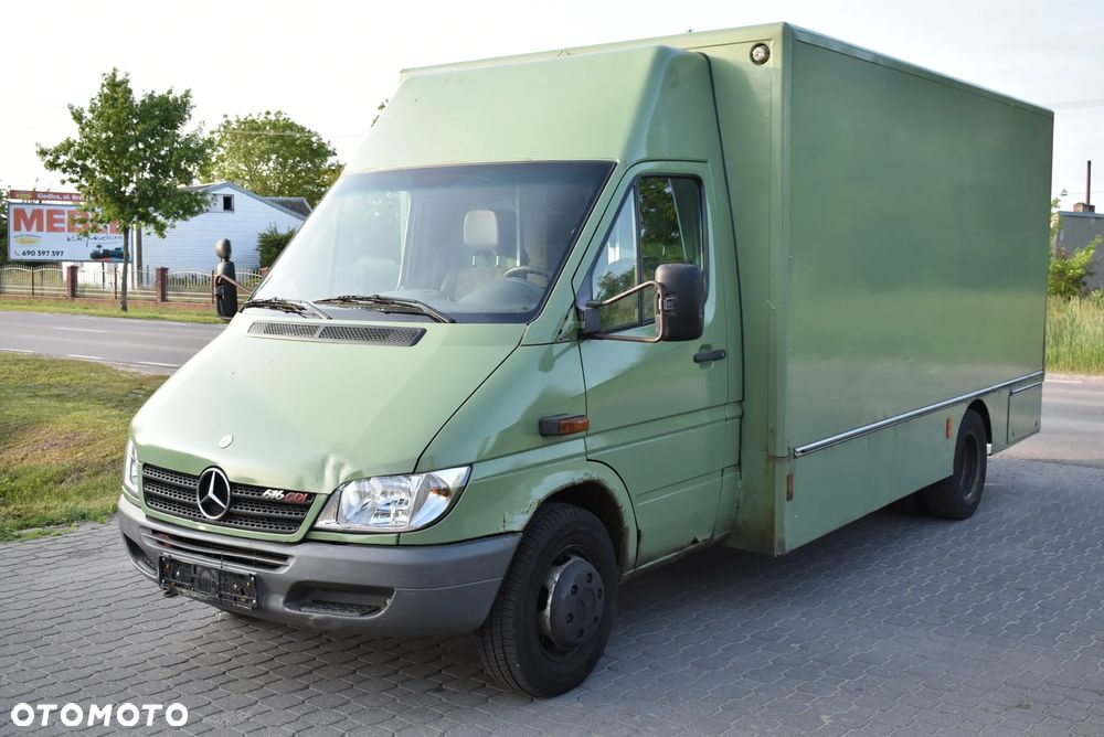 Mercedes-Benz Sprinter 616 CDI FOOD TRUCK 2,7 CDI - 4