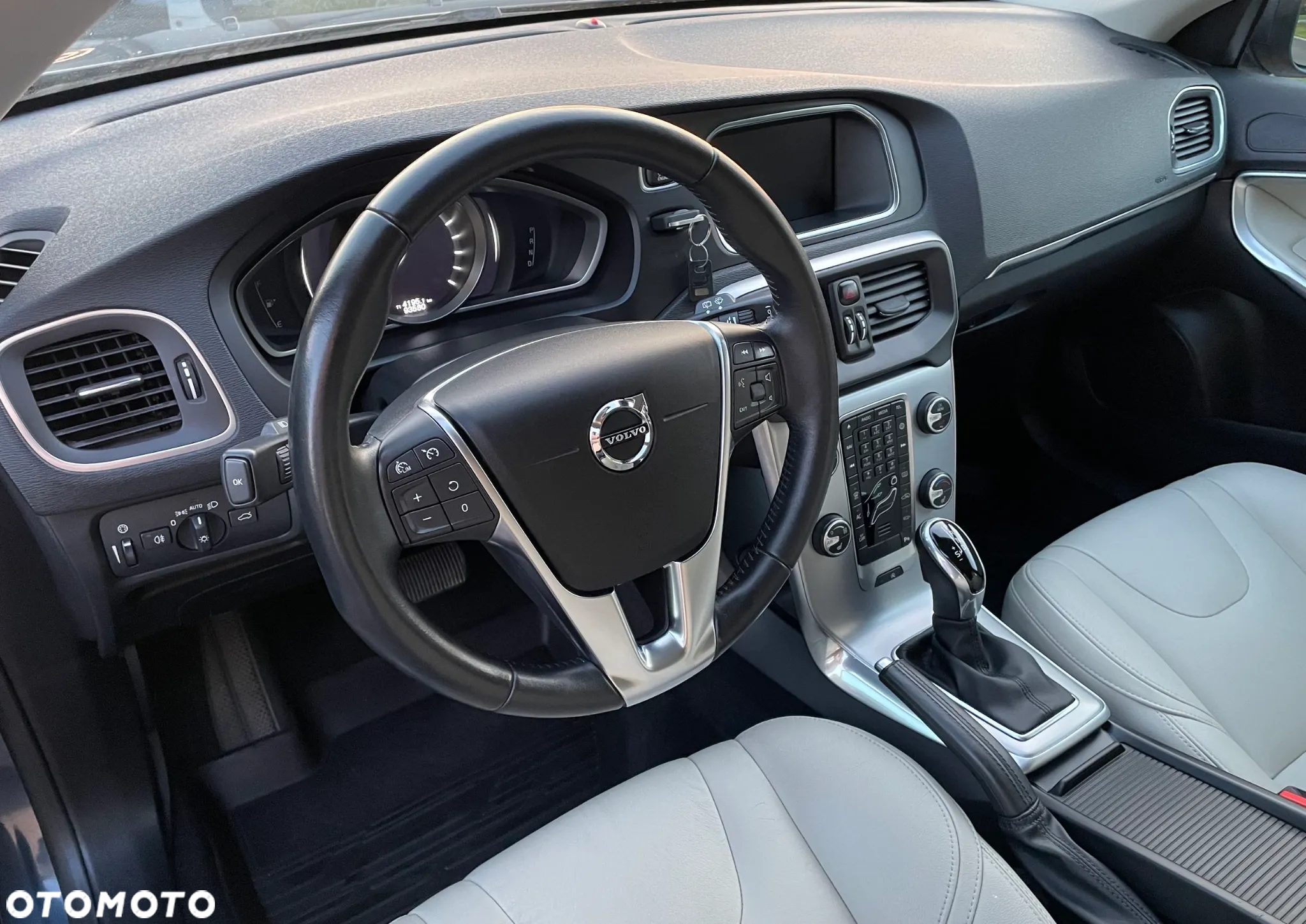 Volvo V40 T3 Geartronic Inscription - 10