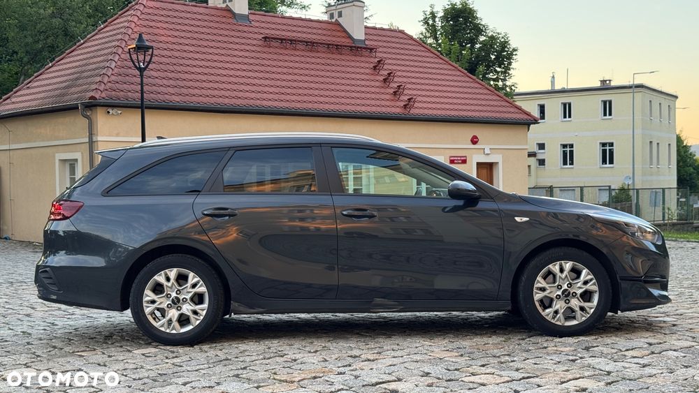 Kia Ceed - 9