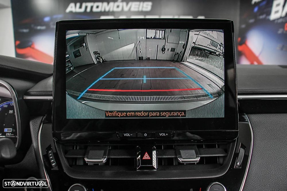 Toyota Corolla 1.8 Hybrid Comfort - 31