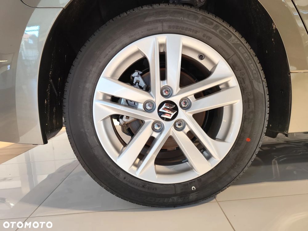 Suzuki Swace 1.8 Hybrid Premium Plus CVT - 4