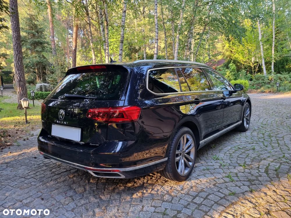 Volkswagen Passat 2.0 TDI 4Mot Elegance DSG - 4