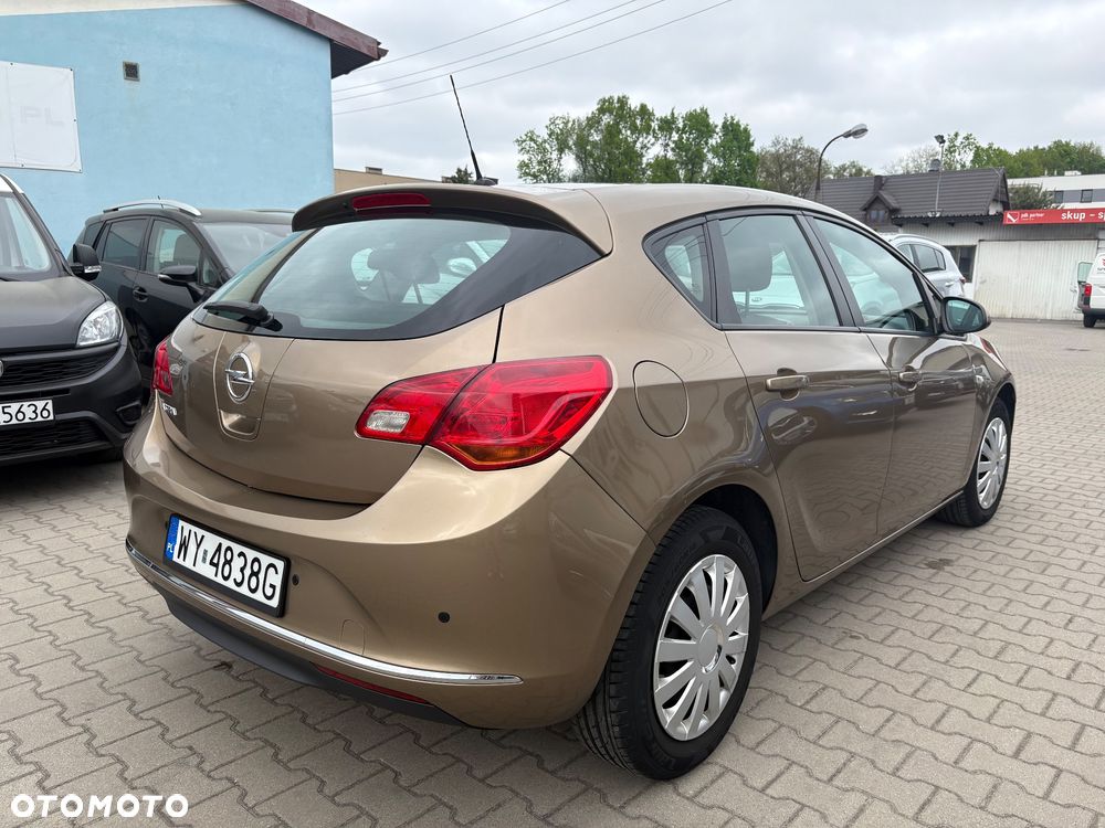 Opel Astra 1.6 Active - 9