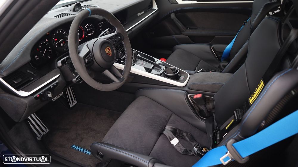 Porsche 911 Série F - 14