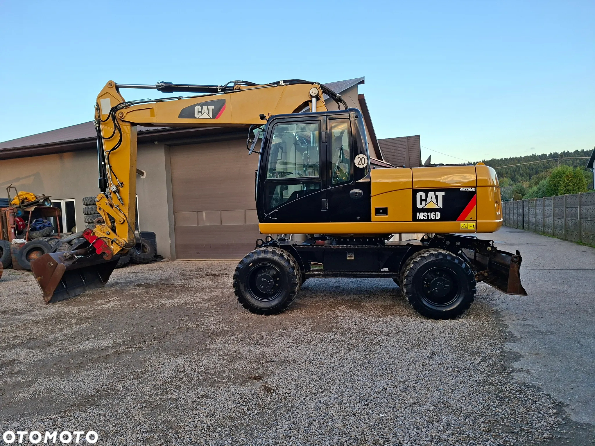 Caterpillar CAT M 316 D - 4