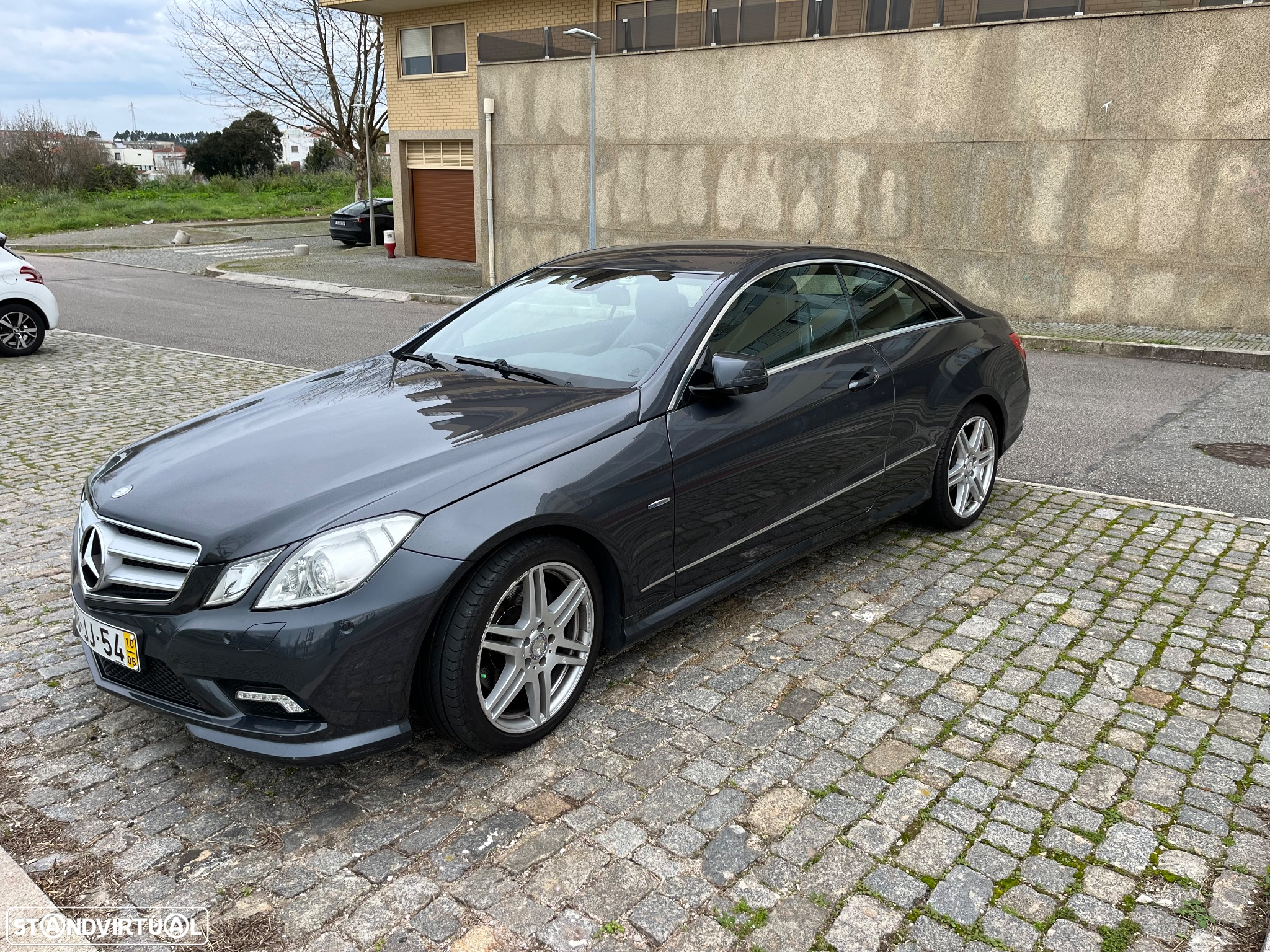 Mercedes-Benz E 250 CDi Avantgarde BlueEfficiency Auto - 3