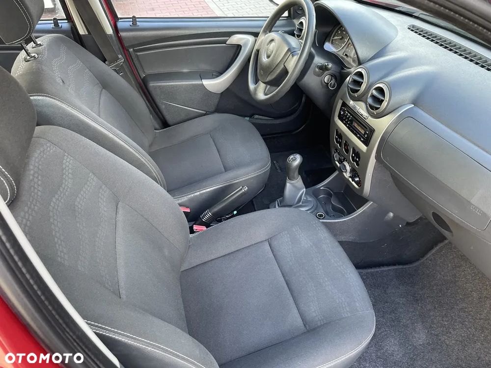 Dacia Sandero Stepway 1.6 - 11
