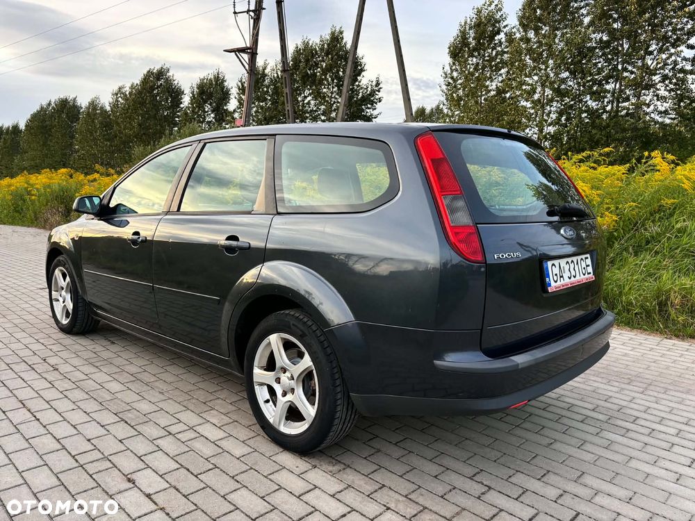 Ford Focus 2.0 Trend - 4