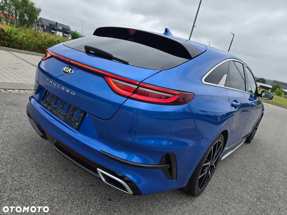 Kia ProCeed 1.6 CRDi GT Line DCT - 38