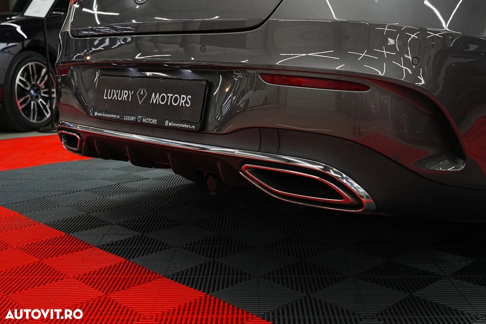 Mercedes-Benz CLA 180 7G-DCT AMG Line - 28