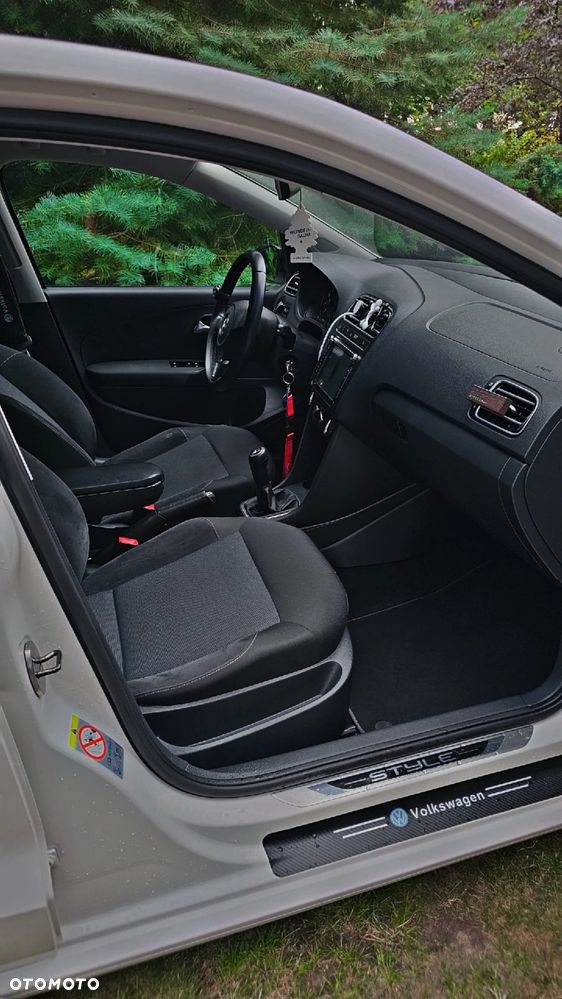 Volkswagen Polo 1.2 TSI Comfortline - 14