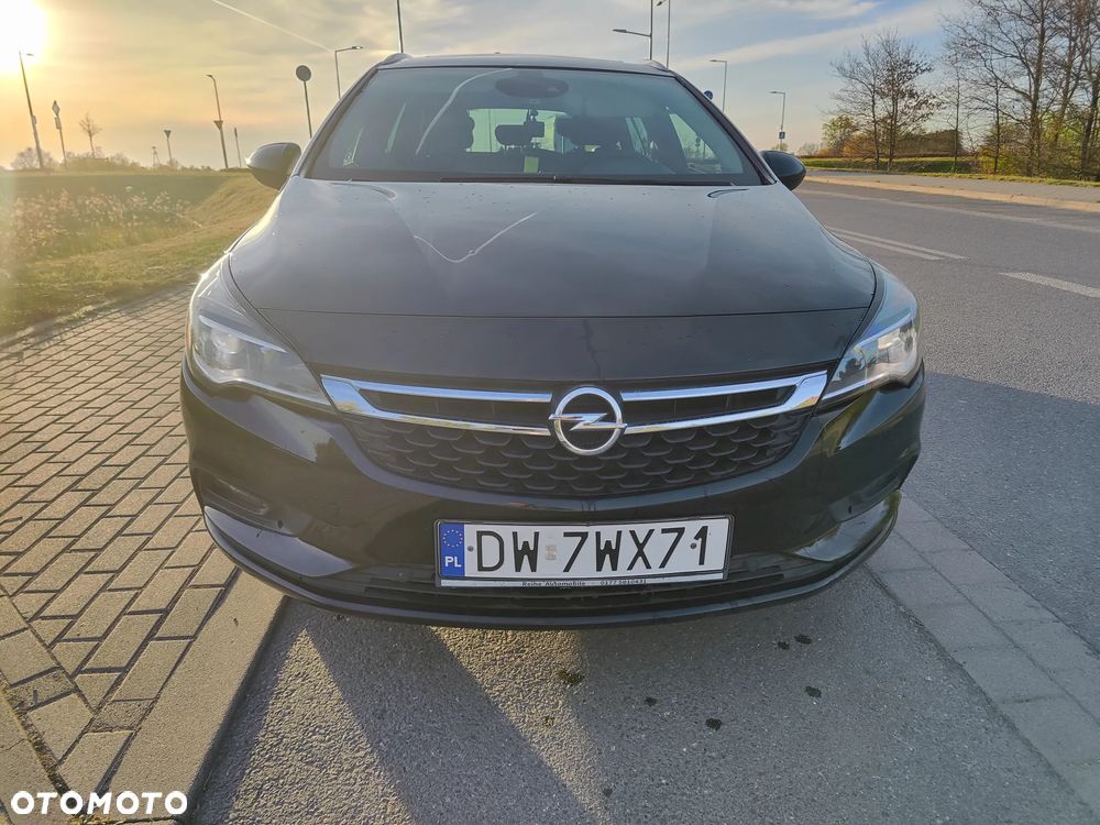 Opel Astra 1.6 CDTI Sport - 4