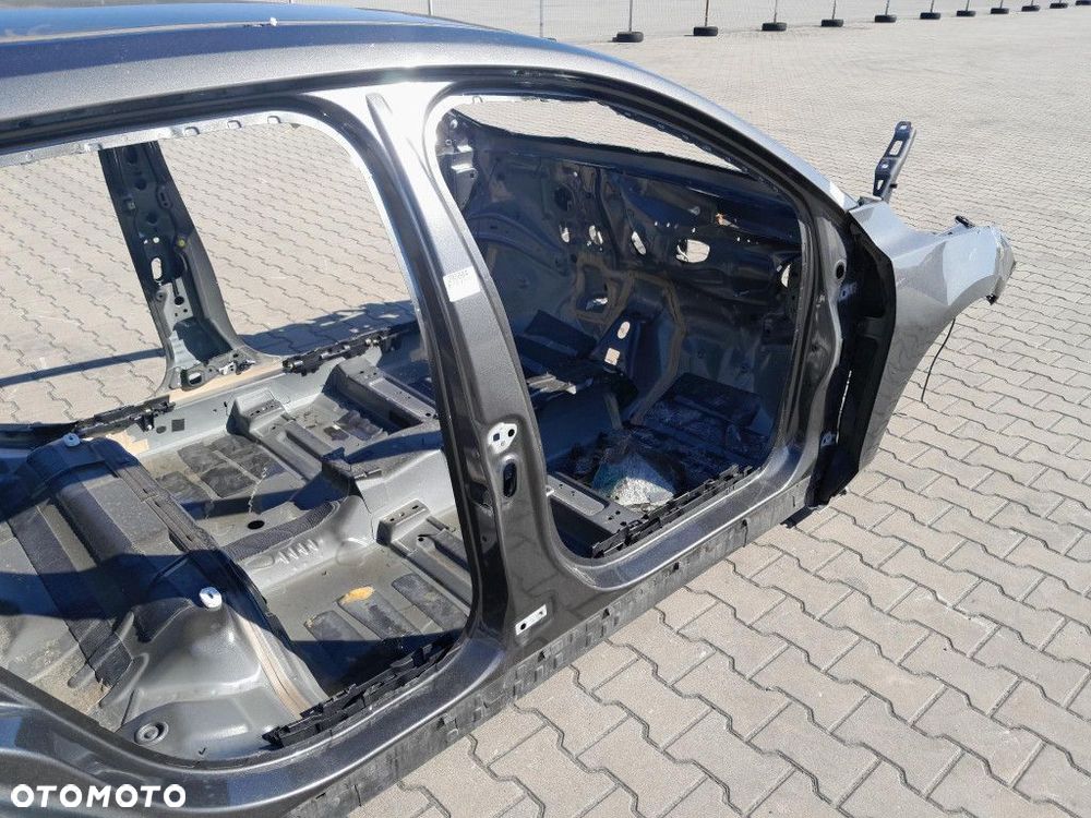 FORD FOCUS MK4 KOMBI PRÓG PRAWY SŁUPEK A I B - 2