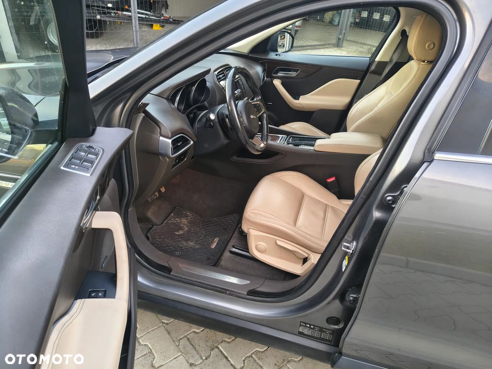 Jaguar F-Pace 2.0 i4D AWD Prestige - 18