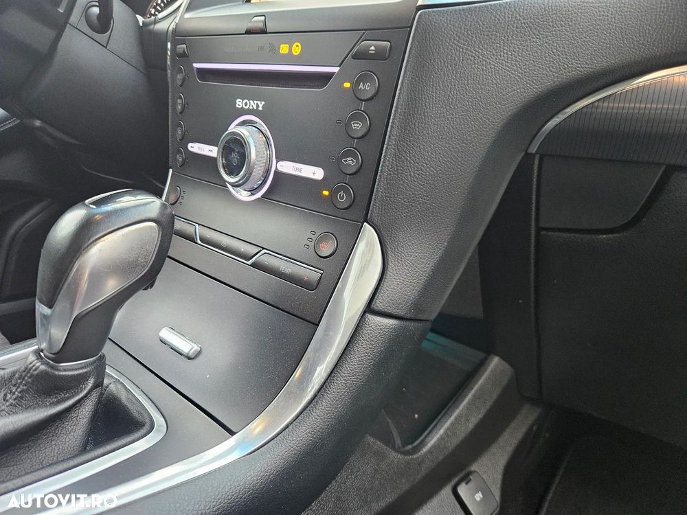 Ford Edge 2.0 TDCi Powershift Titanium - 23