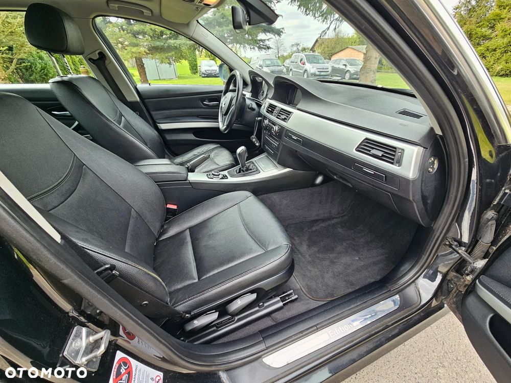 BMW Seria 3 320d DPF Edition Sport - 5