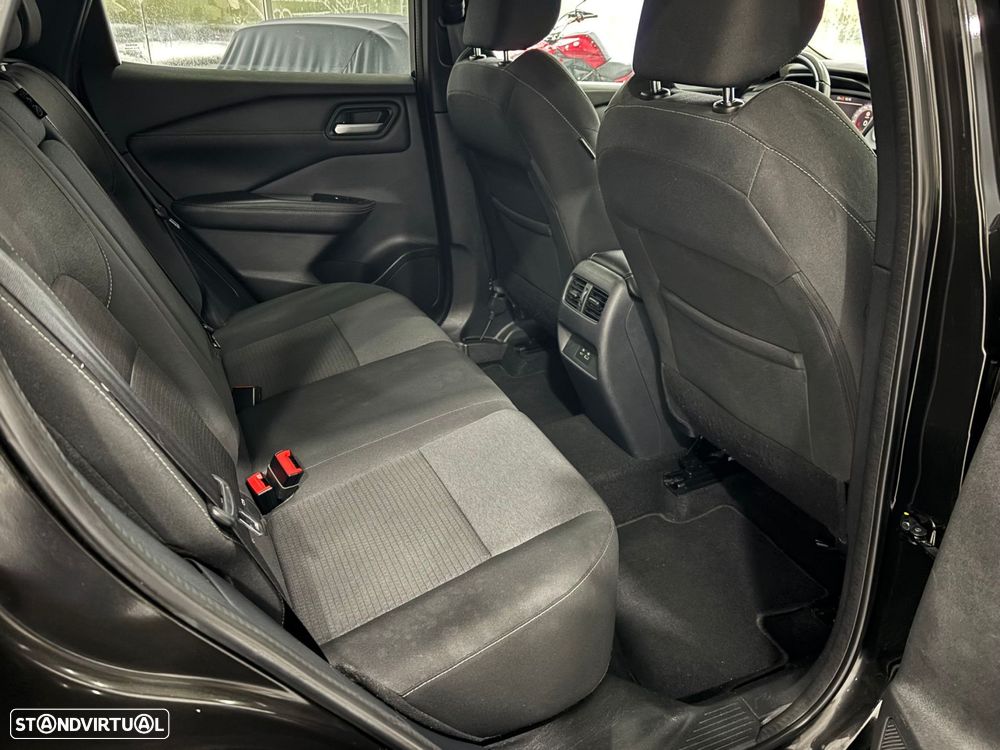 Nissan Qashqai 1.3 DIG-T N-Connecta - 11