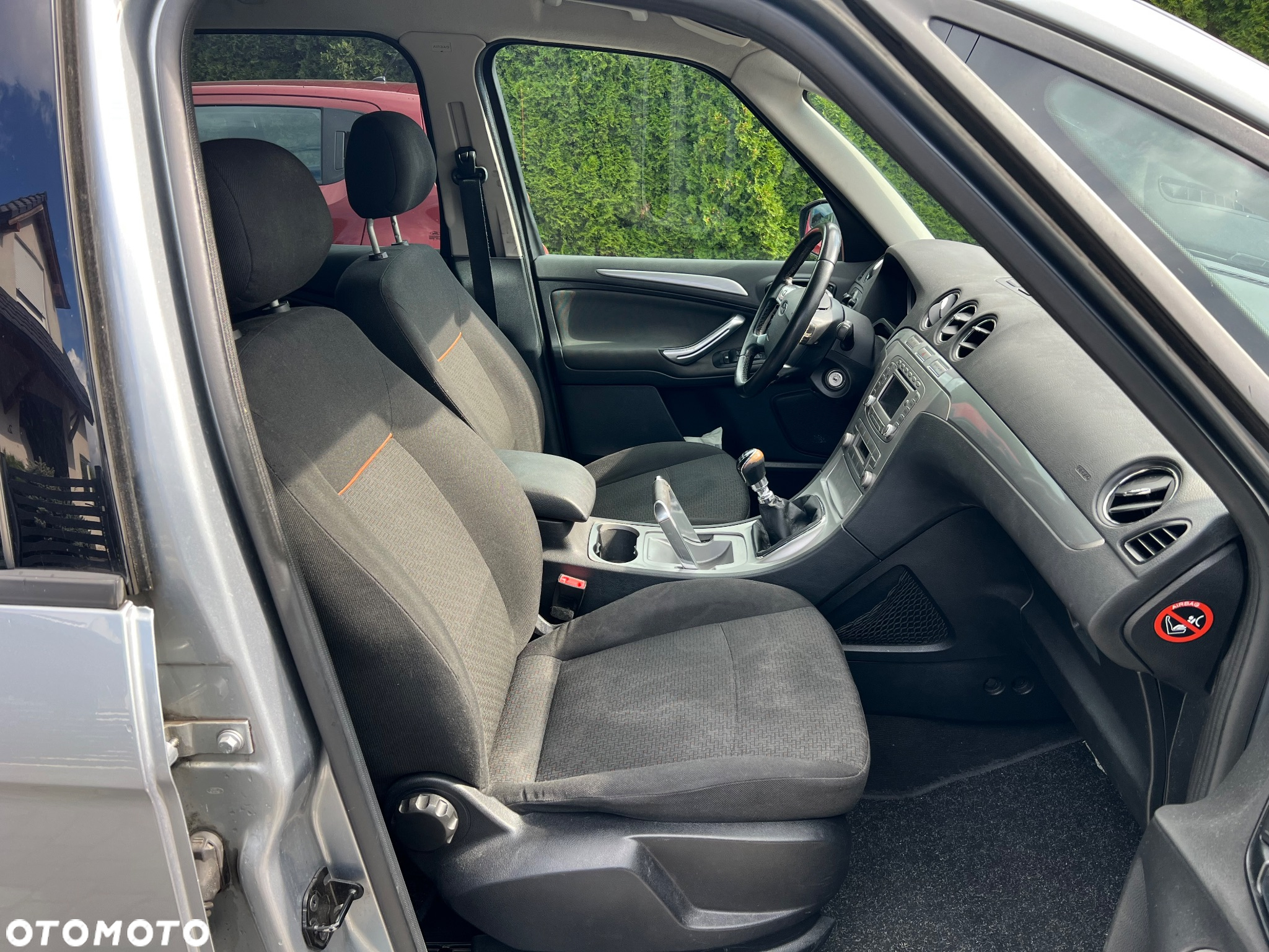 Ford Galaxy 2.0 TDCi Ambiente - 8