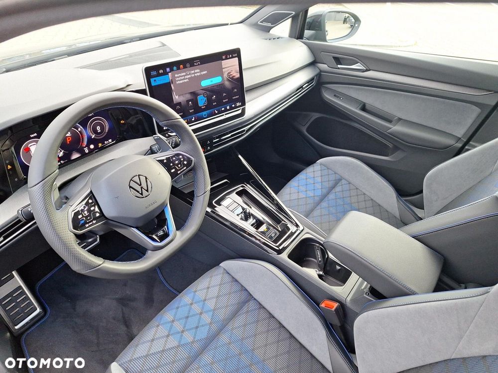 Volkswagen Golf - 20