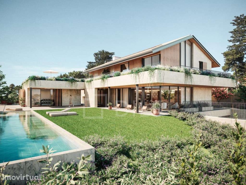 Moradia T5 com jardim, piscina e estacionamento no Estoril - Grande imagem: 2/20