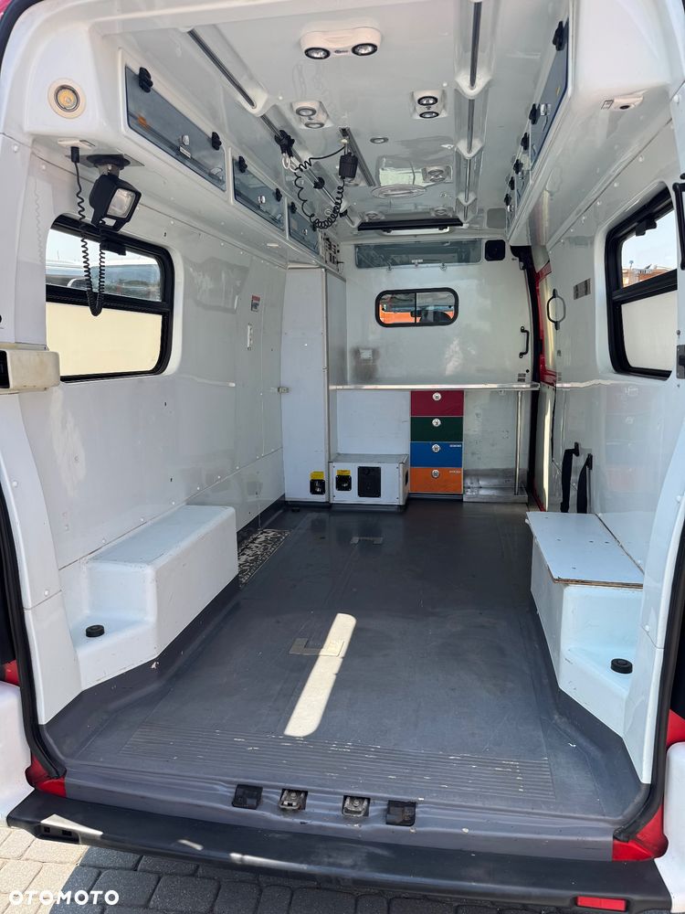 Renault Master L3H2 2010r. Webasto 2xDrzwi Przesuwne Ambulans Ambulance Karetka Pogotowie - 13