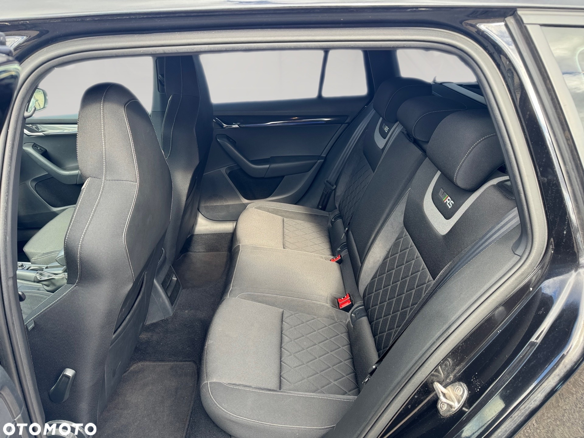 Skoda Octavia 2.0 TDI RS DSG - 11