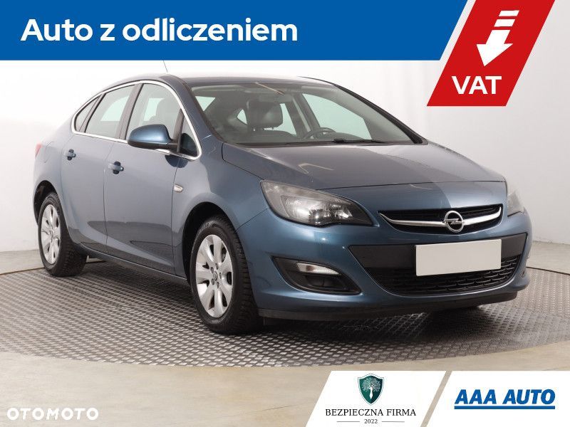 Opel Astra - 2