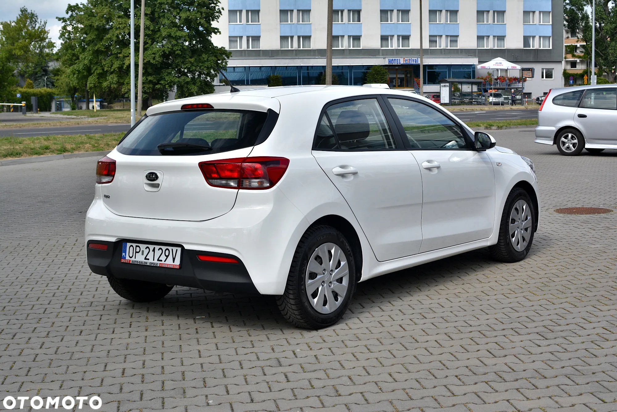 Kia Rio - 6