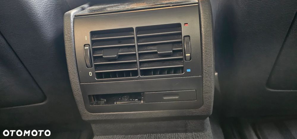 BMW Seria 5 523i - 18