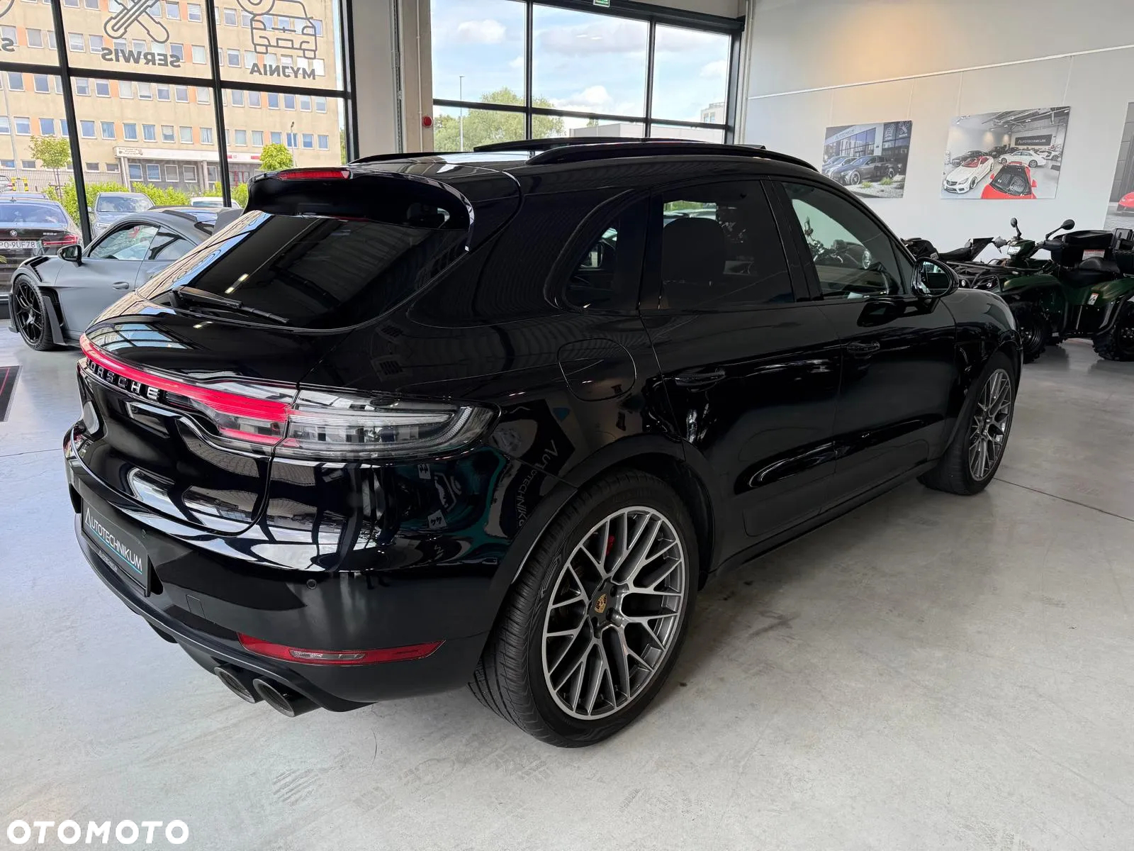 Porsche Macan GTS - 4