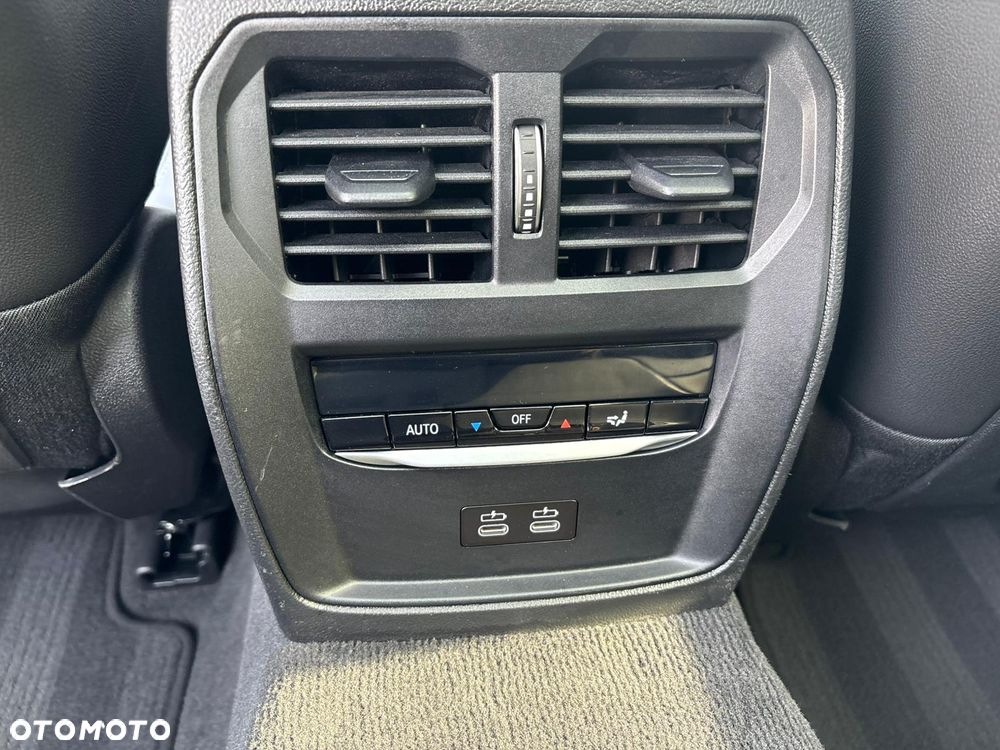 BMW Seria 3 320e M Sport sport - 21