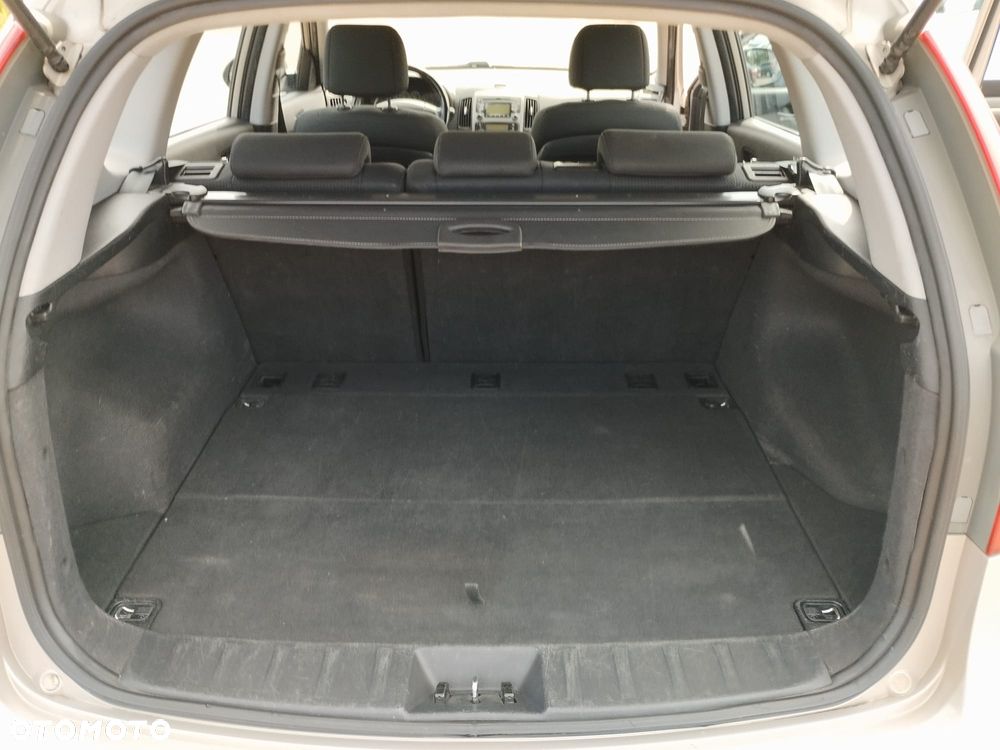 Hyundai i30 1.6 CRDi Comfort - 32