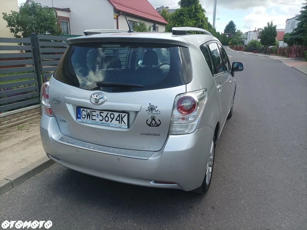 Toyota Verso 1.8 Premium EU5 MS - 7
