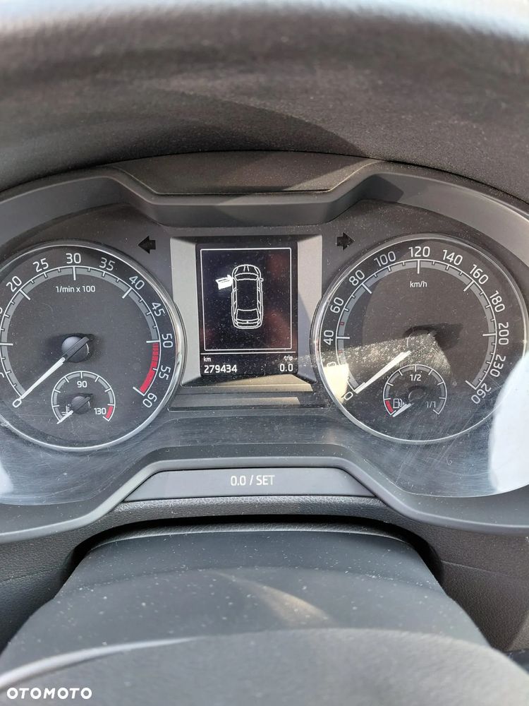 Skoda Octavia 1.6 TDI SCR Ambition - 4