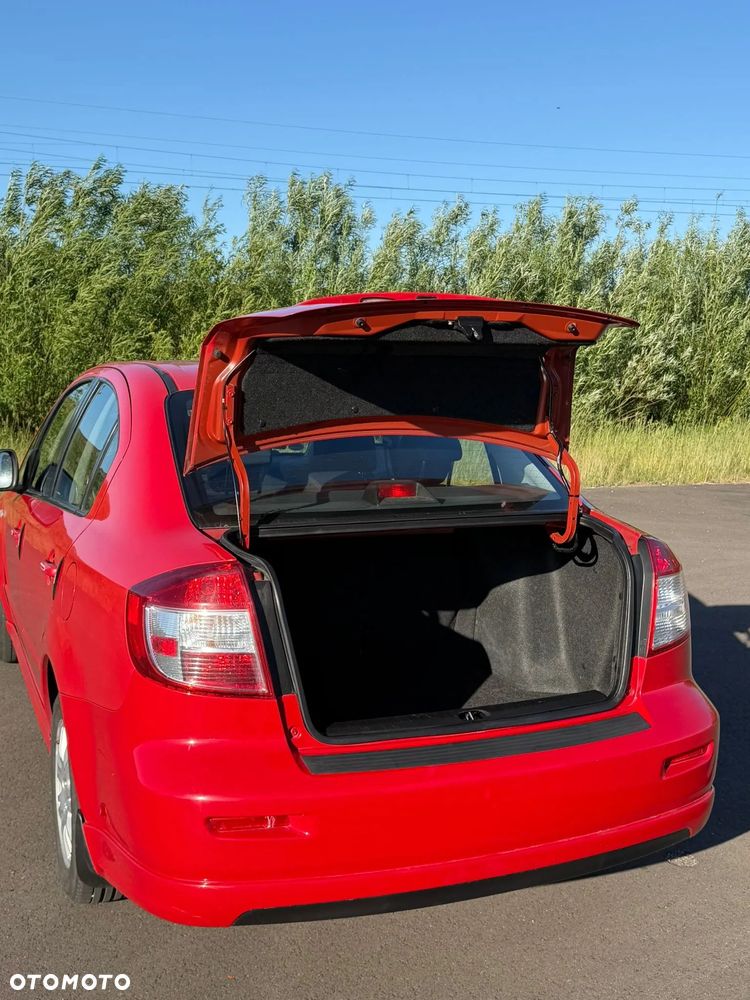 Suzuki SX4 1.6 GLX / Comfort - 17