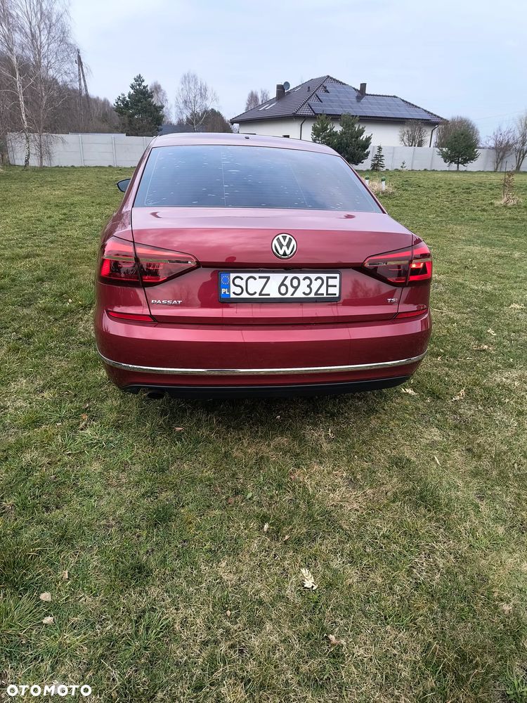 Volkswagen Passat - 6