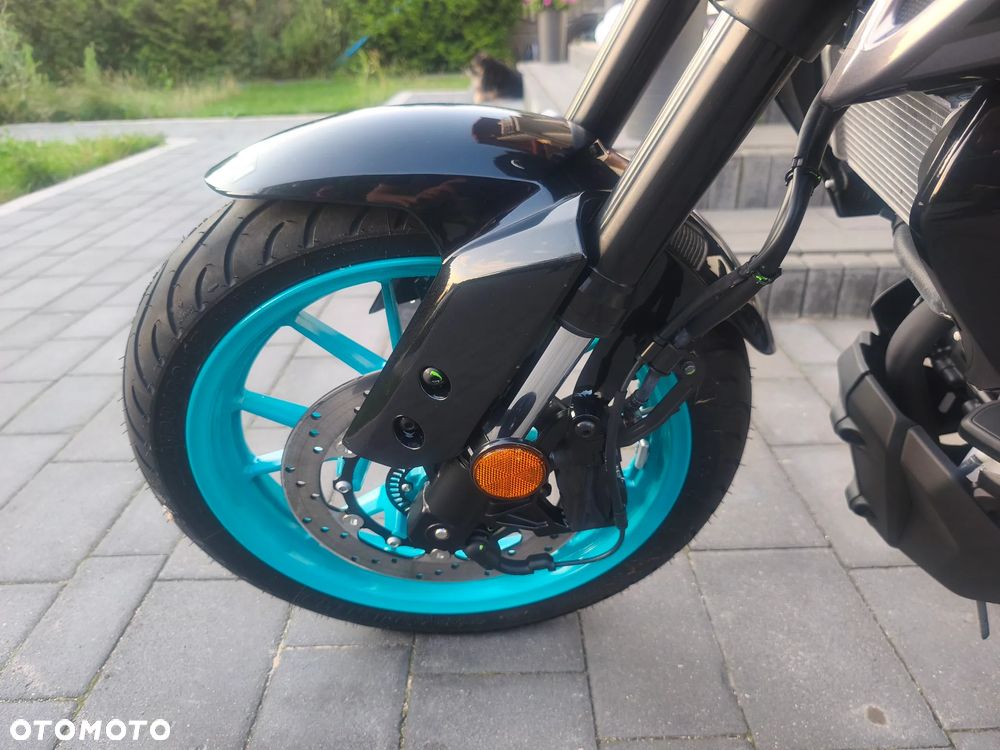 Yamaha MT - 22