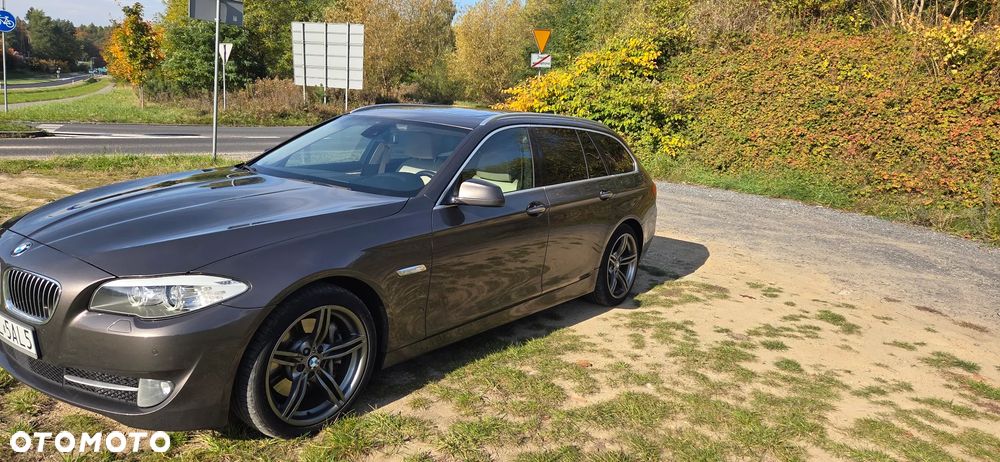 BMW 530Xd 2012 photo 2