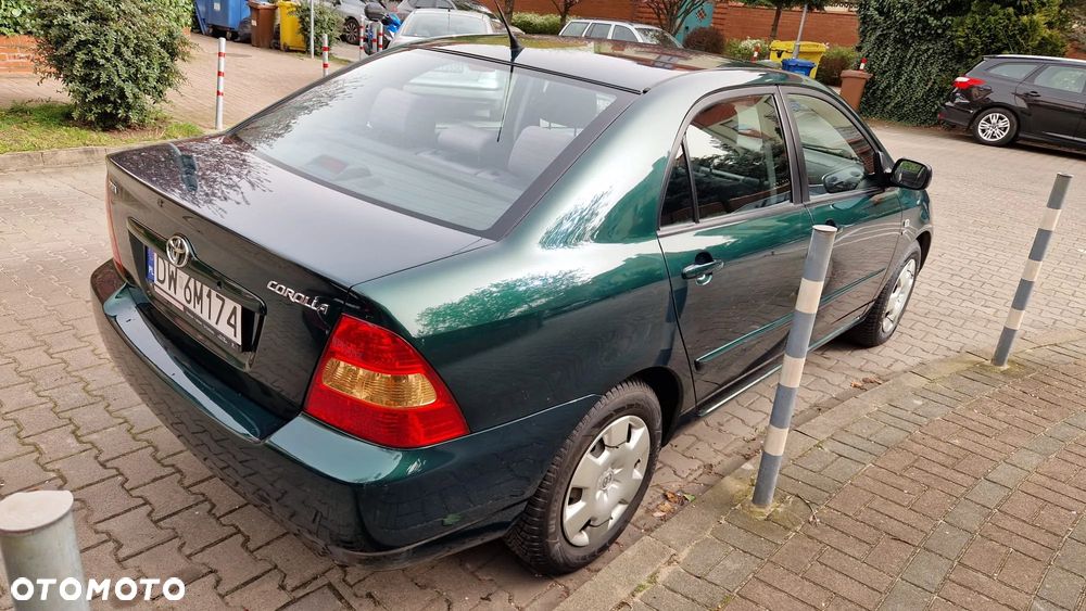 Toyota Corolla 1.6 VVT-i Sol - 5